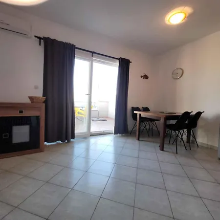 Okrug Gornji 12 Appartamento *