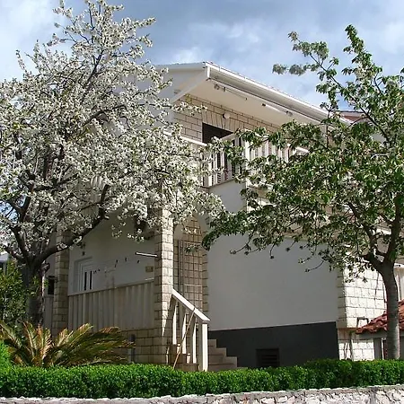 Okrug Gornji 12